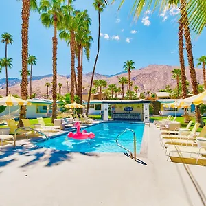 A Place In The Sun - Adults Only Big Units, 24h Heated Pool & In 1 Acre Park Prime Location, Dog Friendly, Midcentury Modern Boutique **** Palm Springs